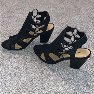 Black heels 🖤
